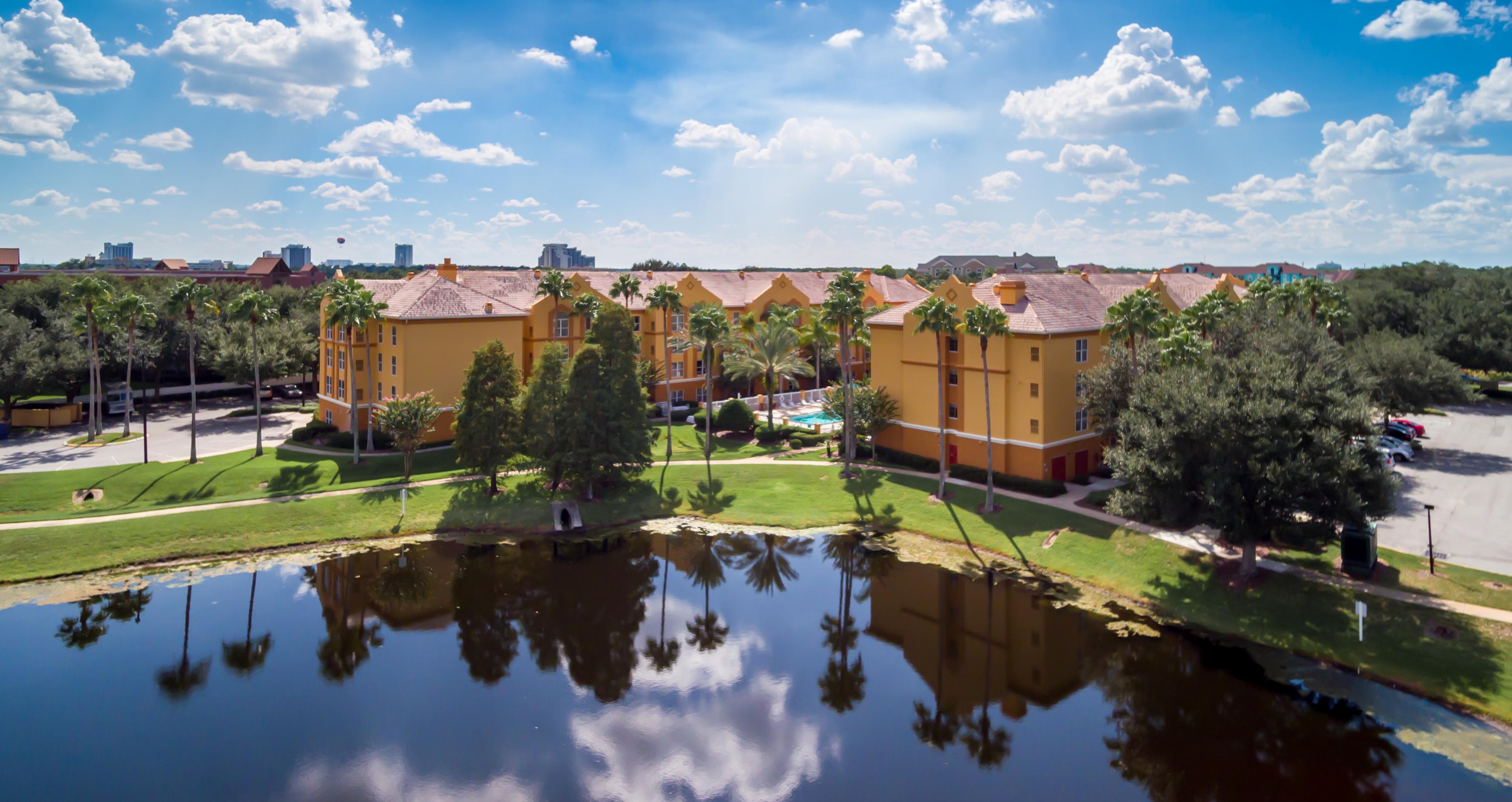 Surestay Plus By Best Western Orlando Lake Buena Vista Exterior photo