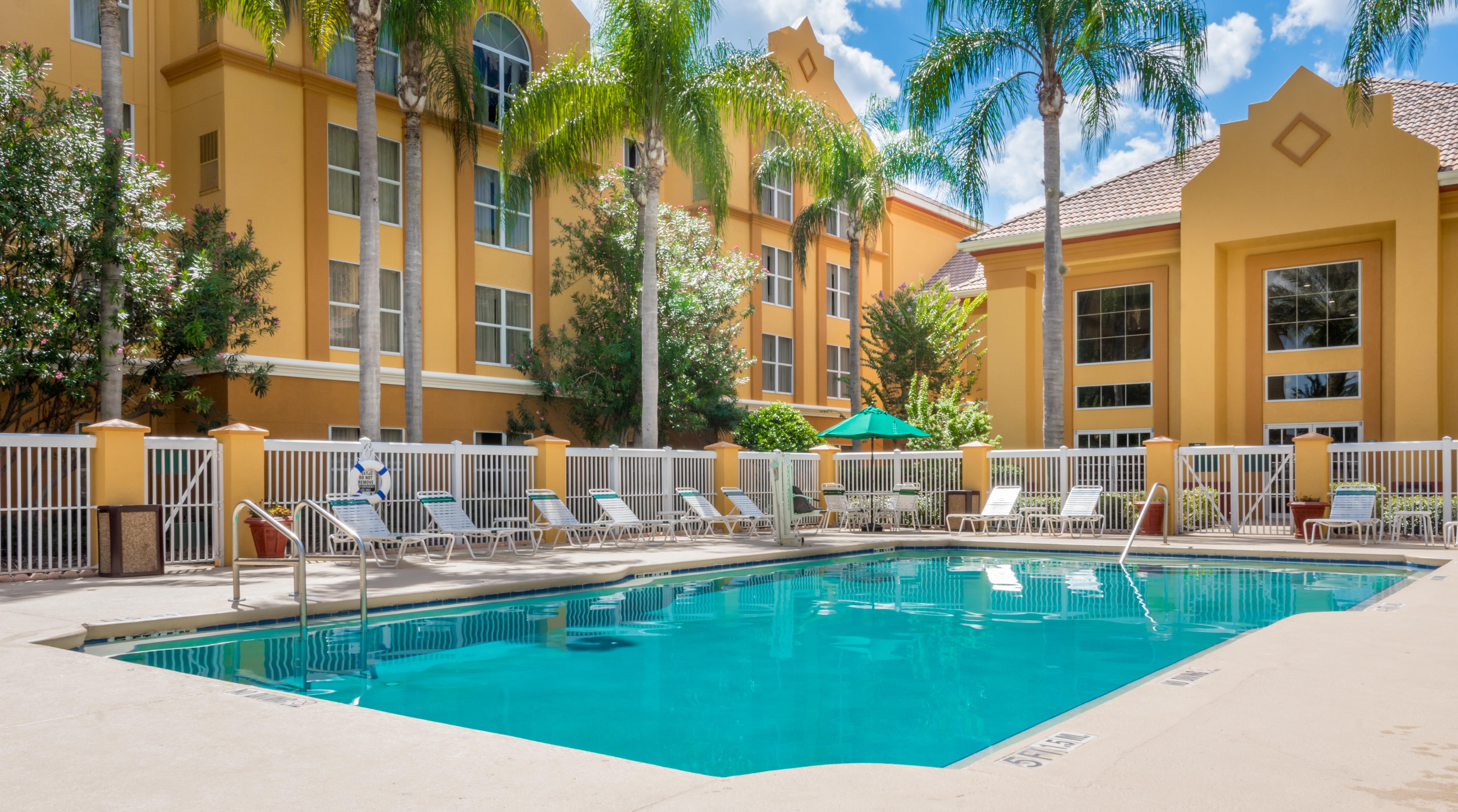 Surestay Plus By Best Western Orlando Lake Buena Vista Exterior photo