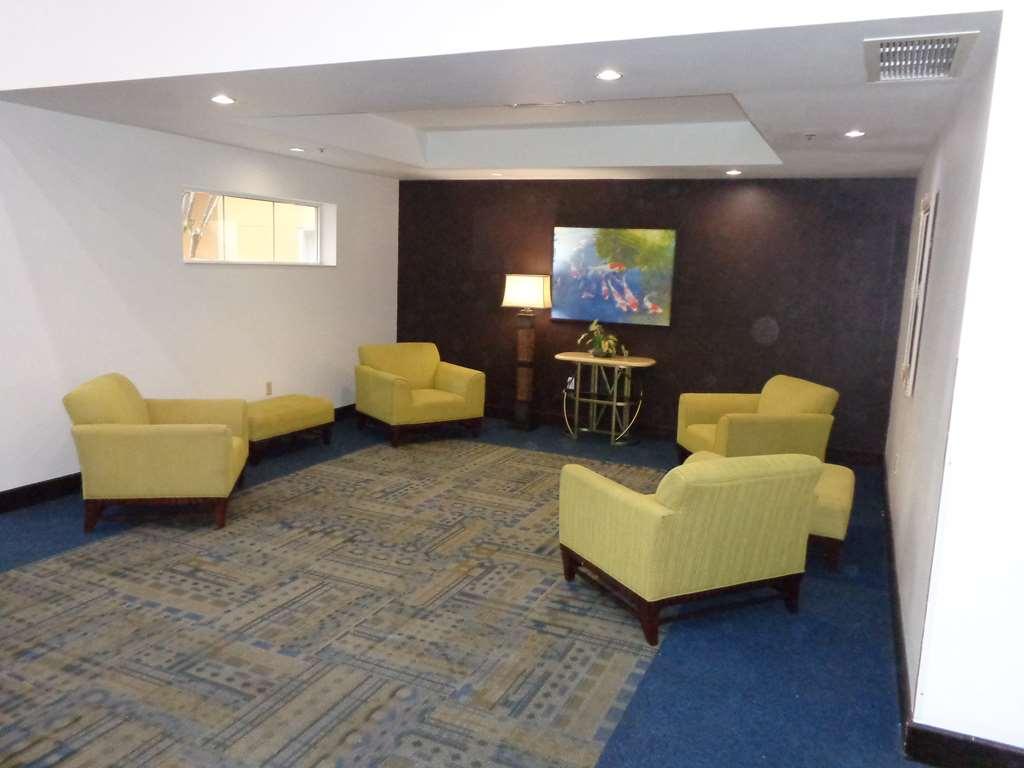 Surestay Plus By Best Western Orlando Lake Buena Vista Interior photo